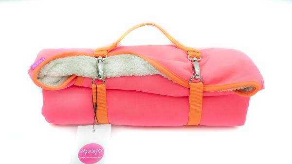 MooiZo Dog'n Roll Hundereisedecke Neonpink - Neonorange mit Teddystoff beige