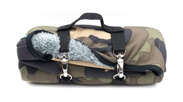 MooiZo Dog'n Roll Hundereisedecke Camouflage - Schwarz mit Teddyflausch