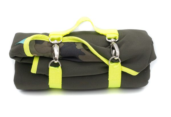 MooiZo Dog'n Roll Hundereisedecke Khaki- NeonGelb, Futter Softshell-Camou